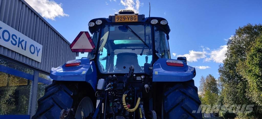 New Holland T 5.115 Трактори