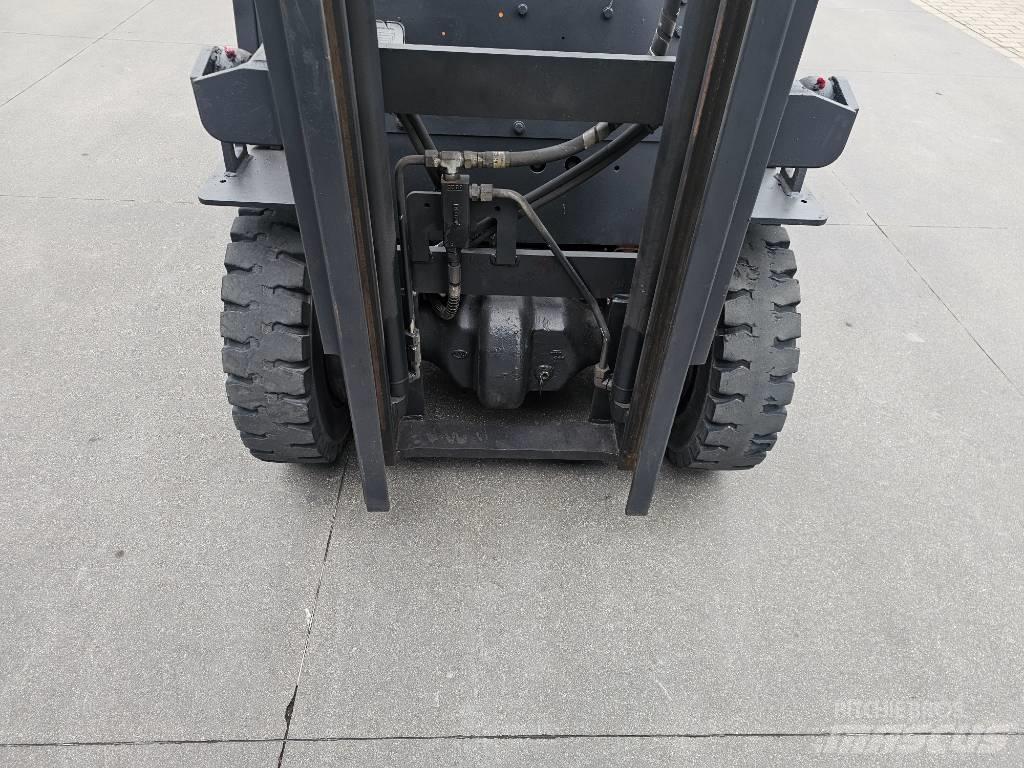 Doosan D 25 G Дизелови камиони