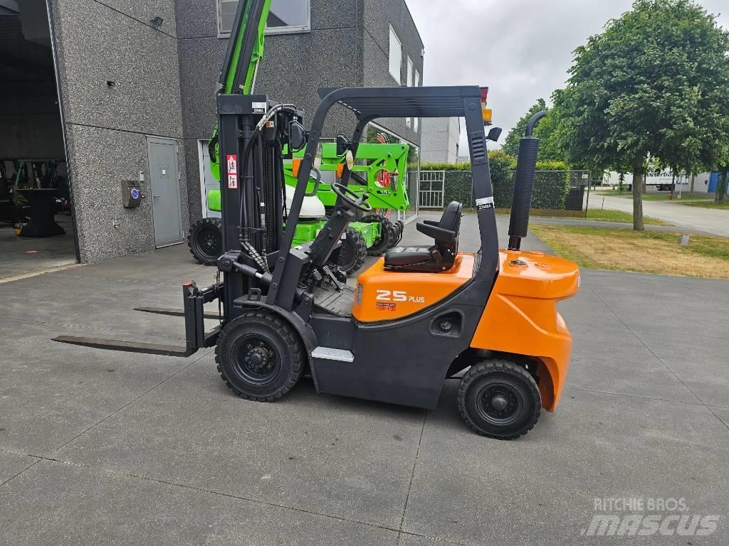 Doosan D 25 G Дизелови камиони