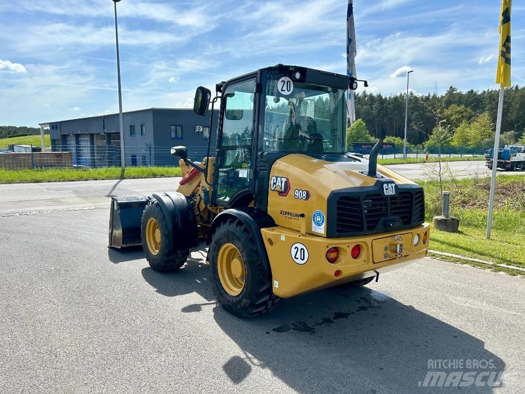 CAT 908NG Колесни товарачи