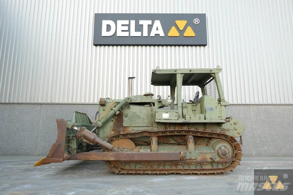 CAT D7F Ex-army Верижни булдозери
