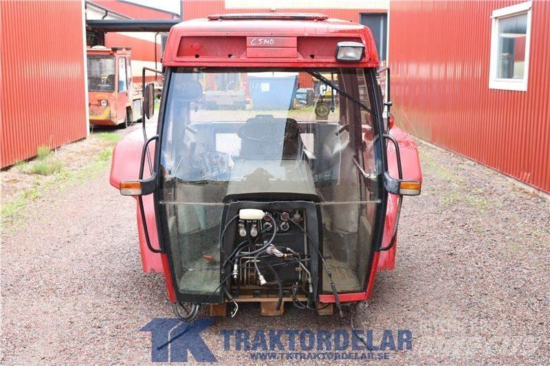 CASE 5140 Maxxum Кабина
