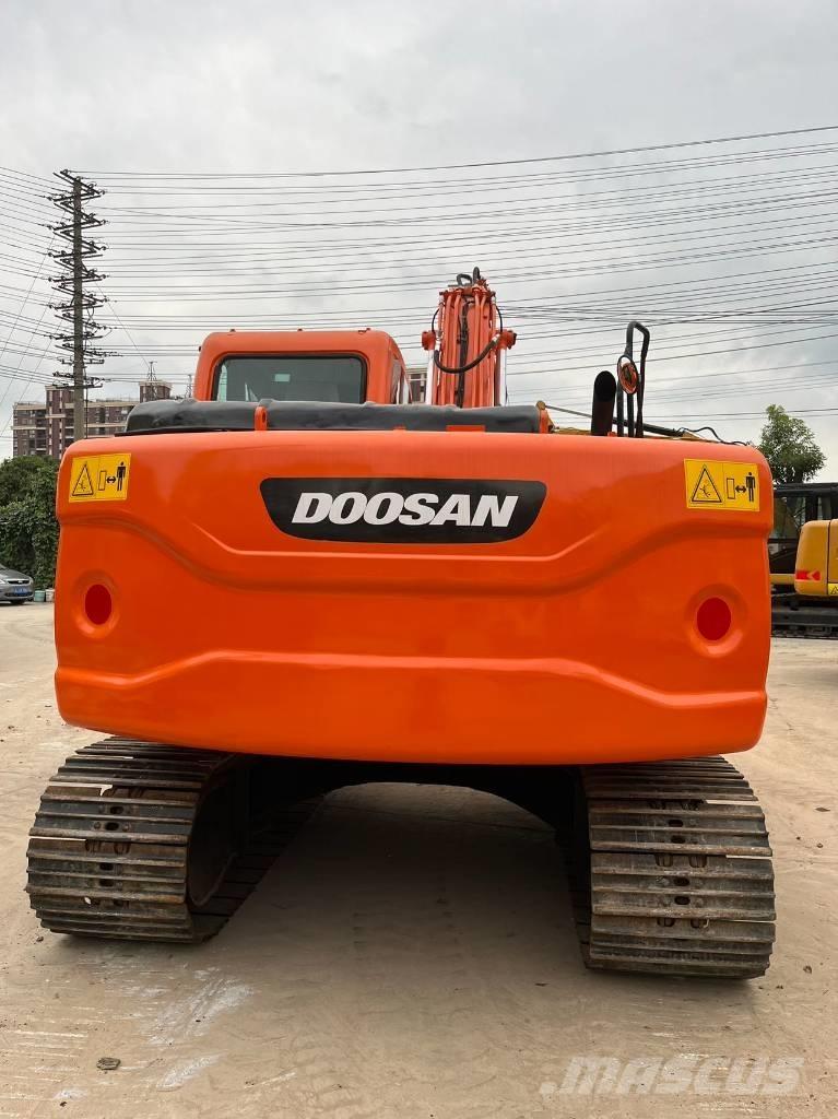 Doosan DX 140 LC Верижен екскаватор