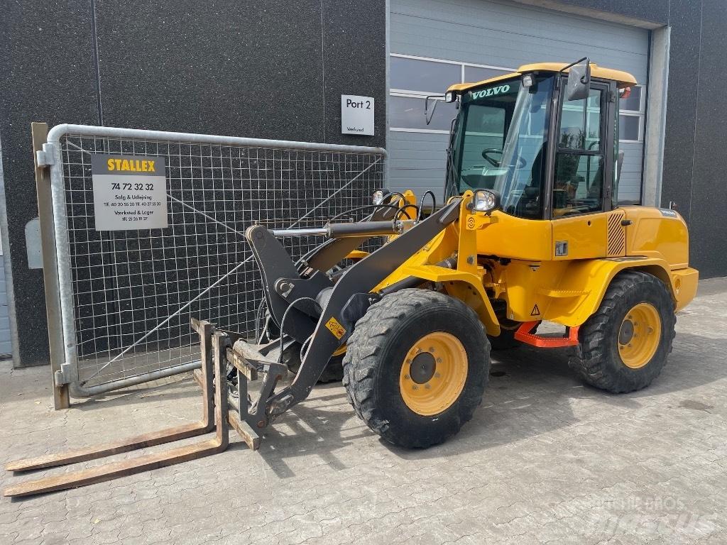 Volvo L30G Мини товарачи