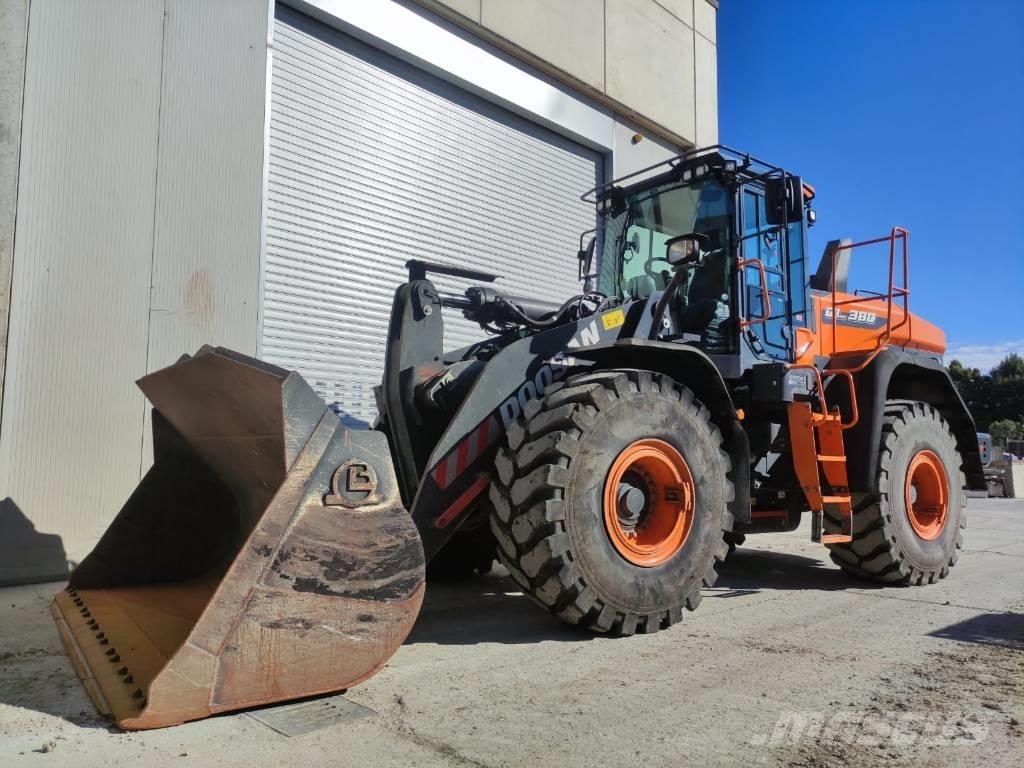 Doosan DL 380-7 Колесни товарачи