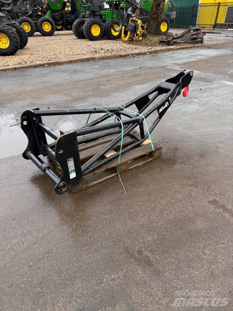 Manitou P2000 Подемници, лебедки и елеватори за материали
