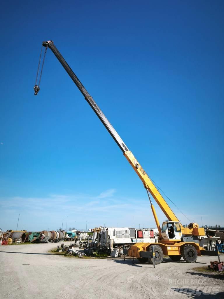 Locatelli Gril 835 Кранове за тежък терен