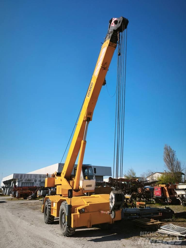 Locatelli Gril 835 Кранове за тежък терен