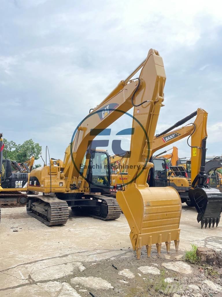 CAT 320C Средни екскаватори 7т - 12т