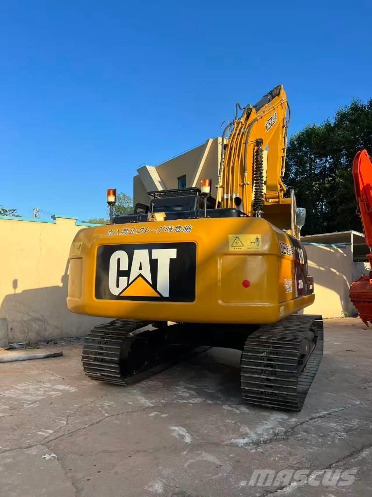 CAT 320 D Верижен екскаватор