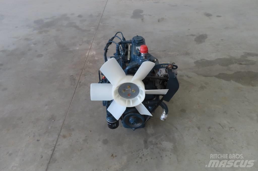 Kubota D905 Двигатели