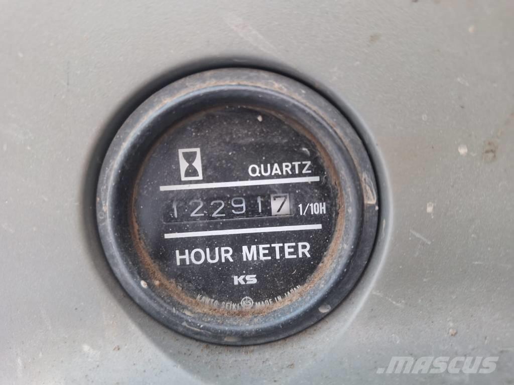 Kobelco SK135SRLC Верижен екскаватор