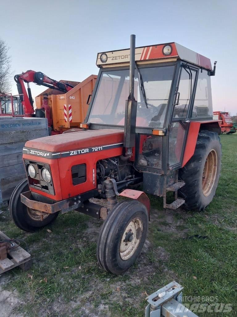 Zetor 7211 Трактори