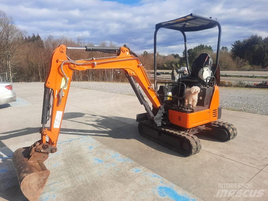 Hitachi ZX19U-5A Мини екскаватори < 7 т