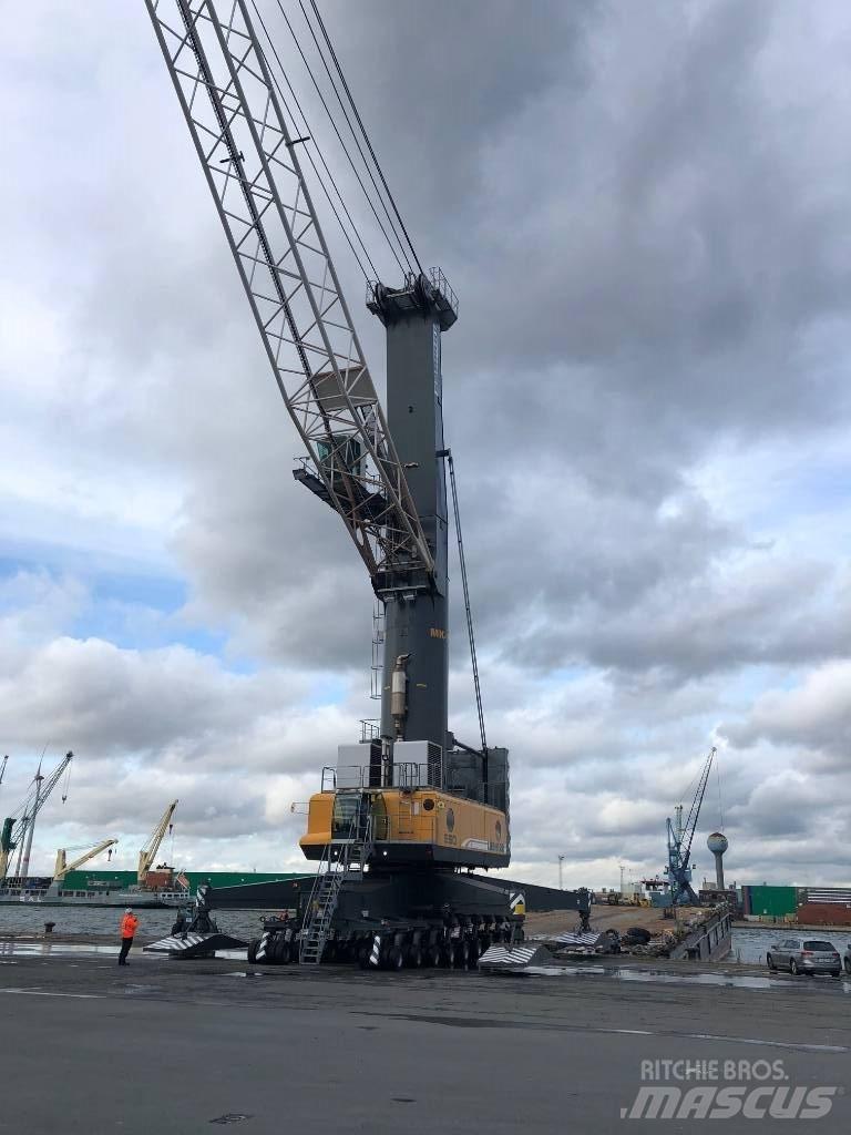 Liebherr LHM550 Пристранищни кранове