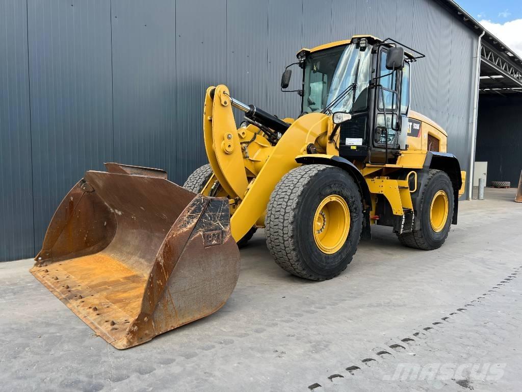 CAT 930K Колесни товарачи