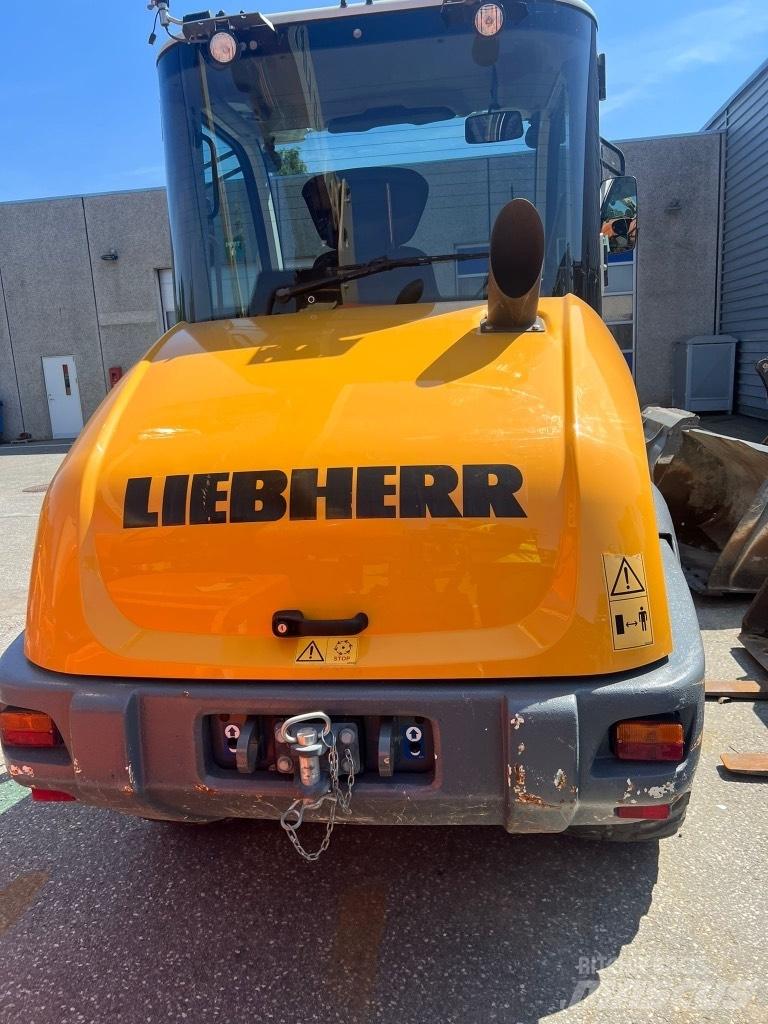 Liebherr L 506 Колесни товарачи