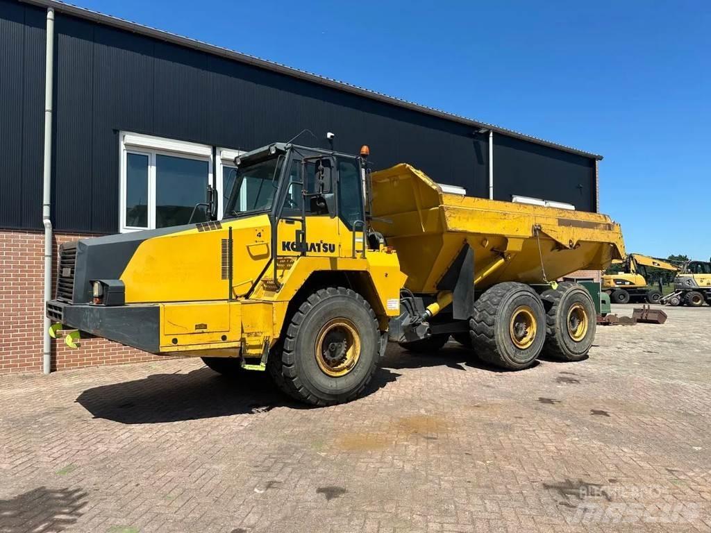 Komatsu HM300-2 Дъмпери/моторни превозни средства