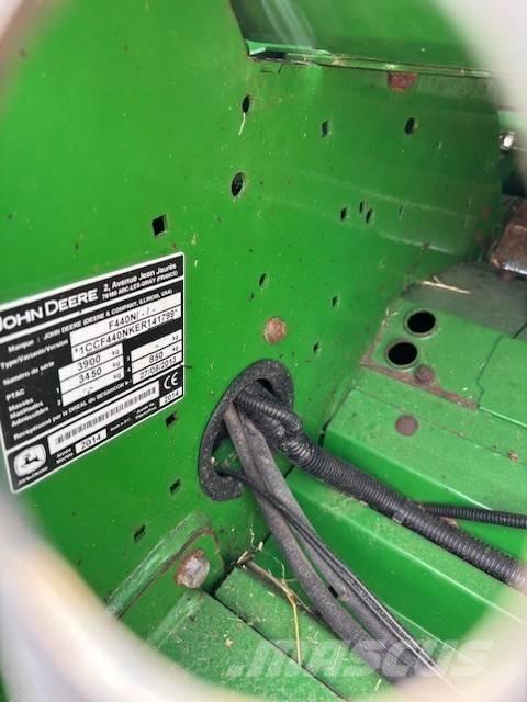 John Deere F 440 R Сламопреси за кръгли бали
