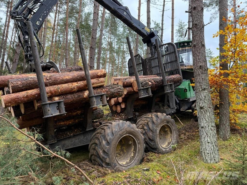 John Deere 1010 E Форуардери