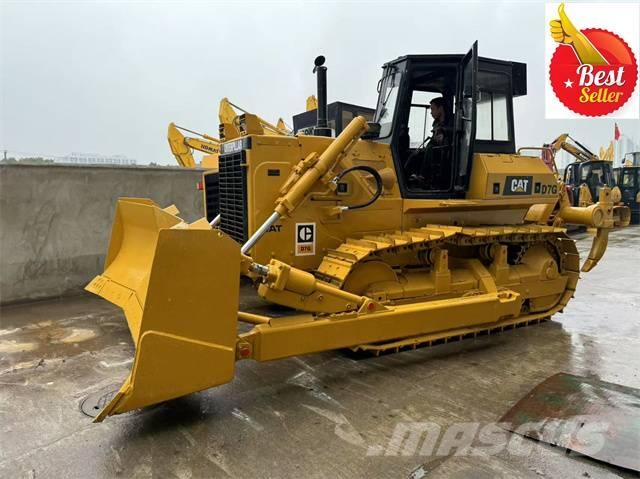 CAT D 7 G Верижни булдозери

