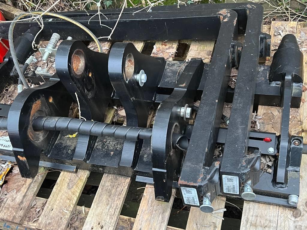 JCB QFIT HEADSTOCK Други товарещи и копаещи и аксесоари