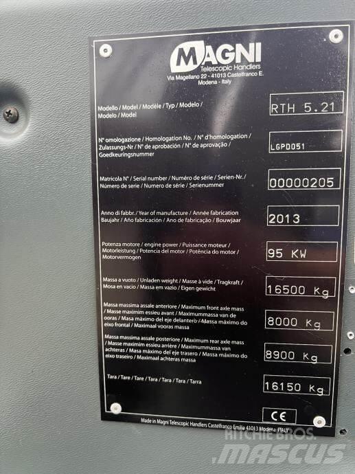 Magni RTH 5.21 Телескопични товарачи