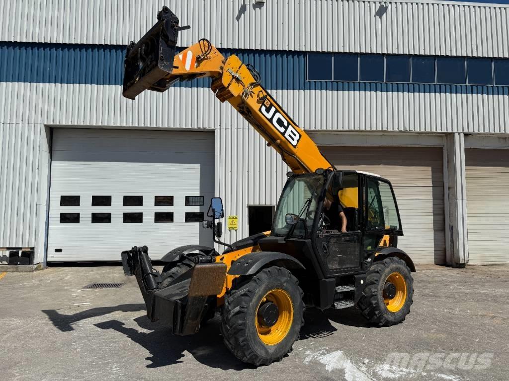 JCB 535-125 Телескопични товарачи