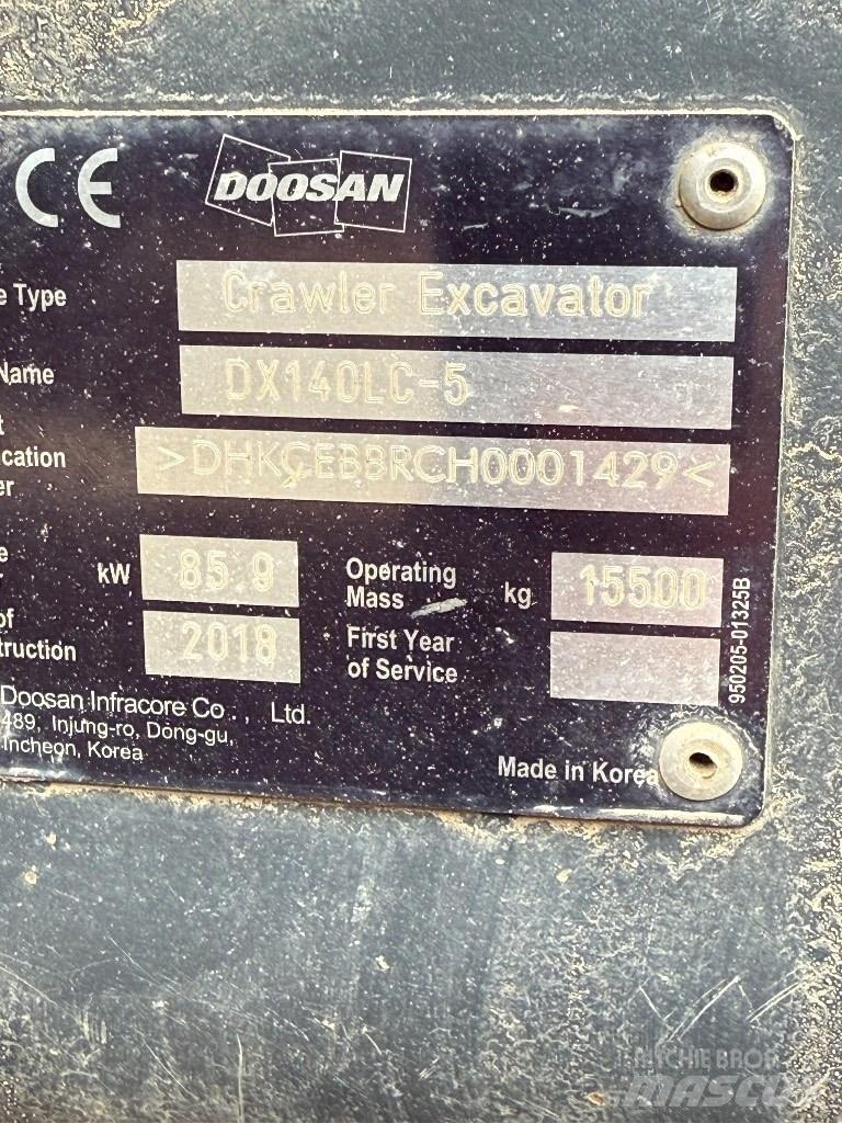 Doosan DX 140 LC Верижен екскаватор