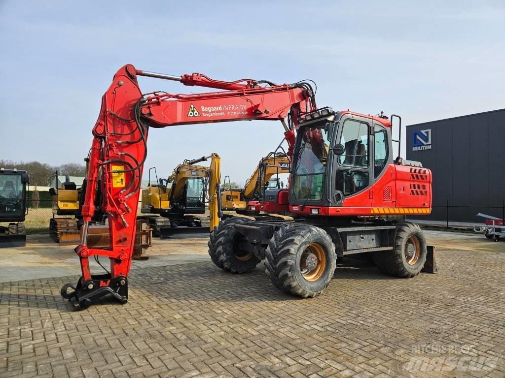 Doosan DX 140 W-3 Колесни екскаватори
