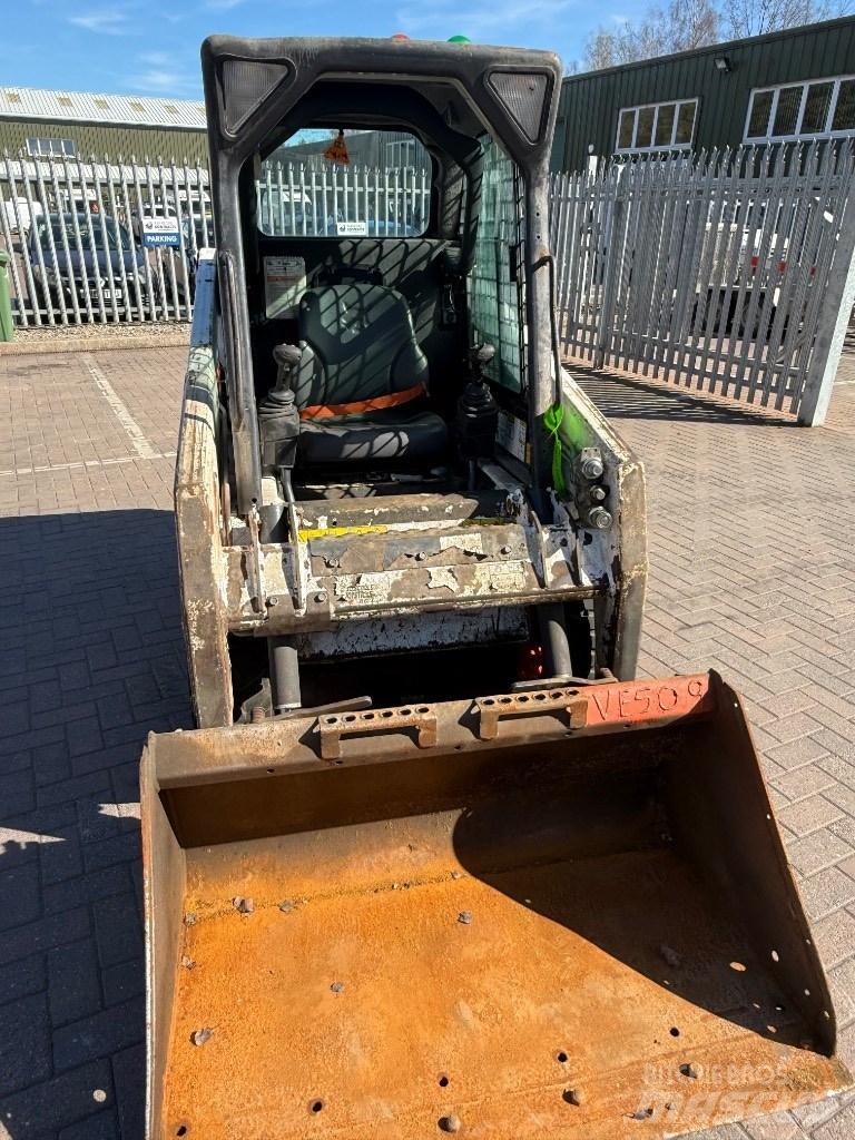 Bobcat S 100 Мини товарачи
