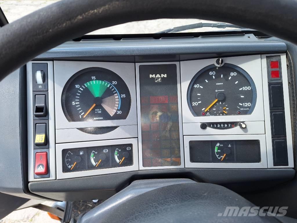 Bison TKA 30 KS Моторизирани платформи с талига