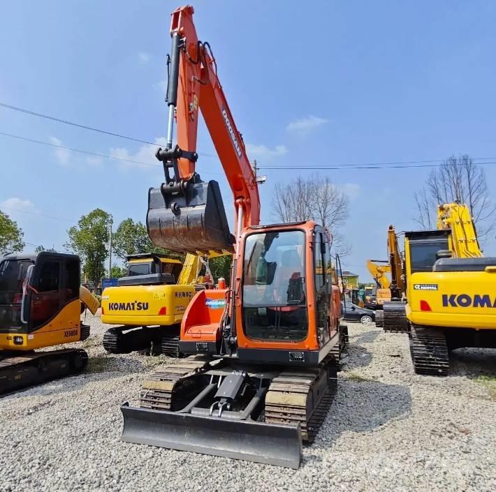 Doosan DX75-9C Средни екскаватори 7т - 12т