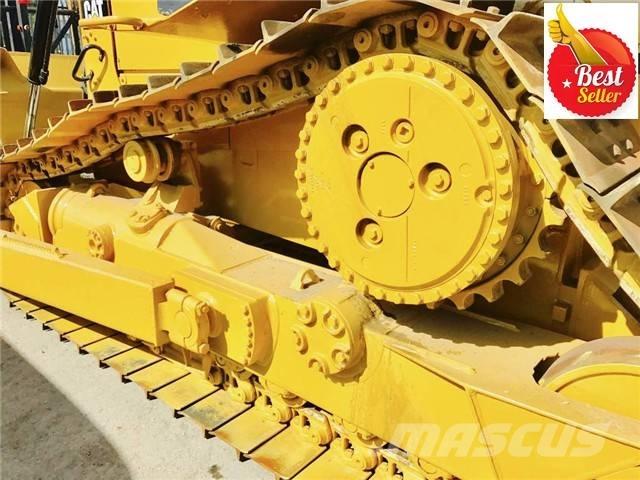 CAT D 6 H Верижни булдозери
