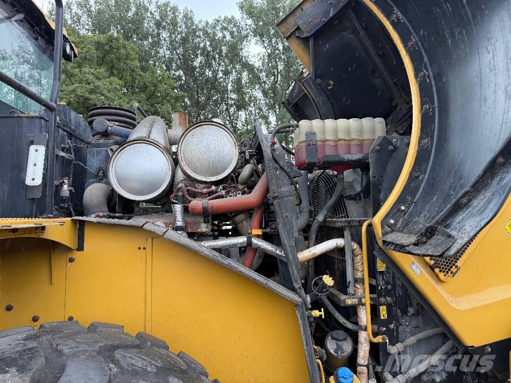 CAT 966MXE Колесни товарачи