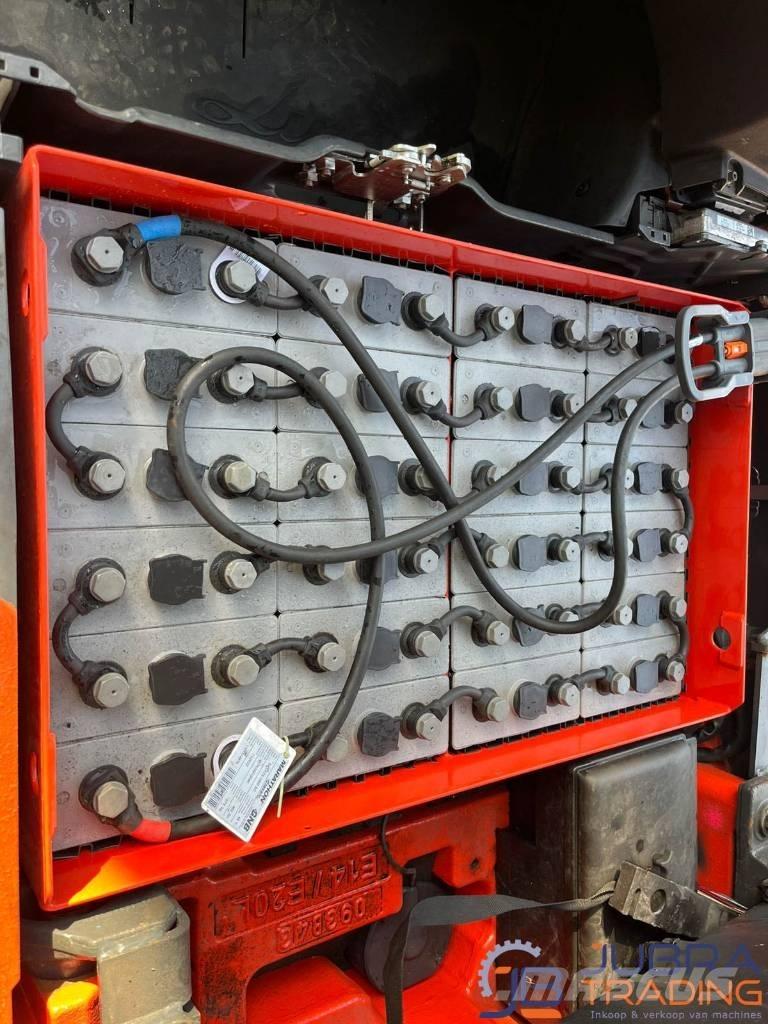 Linde E15-02 Електрически вилични кари-повдигачи