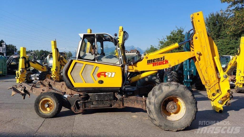 Menzi Muck A91 Mobil Колесни екскаватори