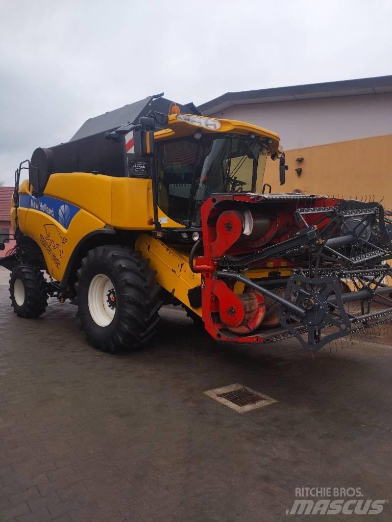 New Holland CX 8040 Комбайни