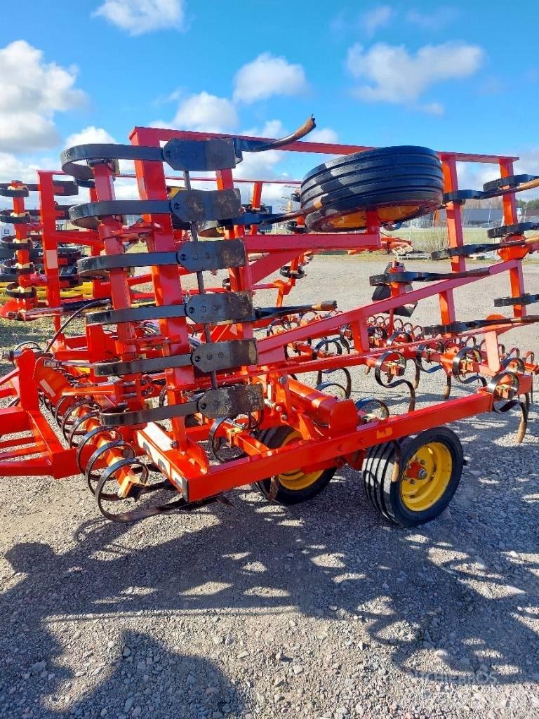 Väderstad NZF 450 Брани