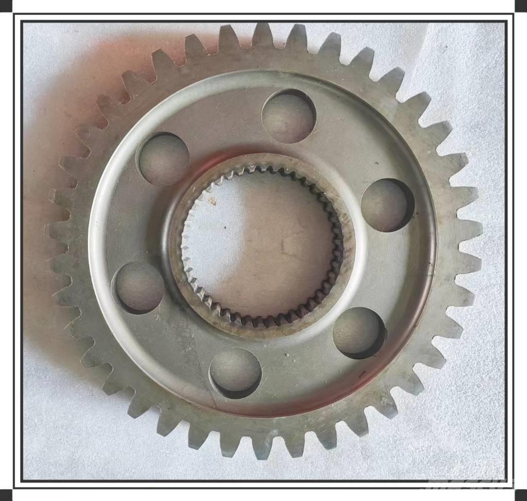 CLAAS Spur gear Предаване