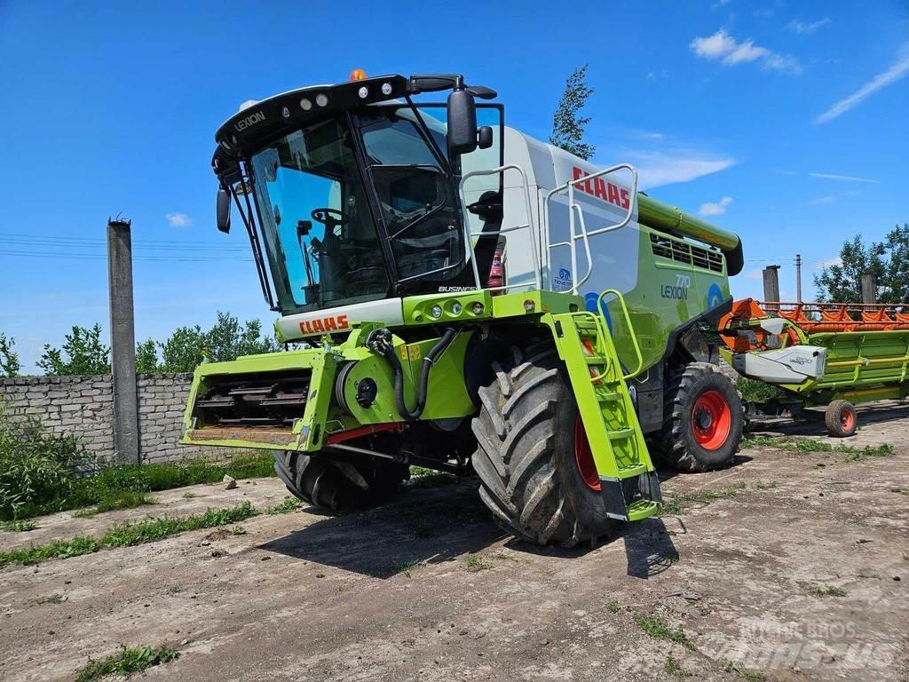 CLAAS Lexion 770 Комбайни
