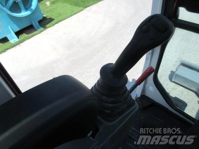 Takeuchi TB 240 Мини екскаватори < 7 т