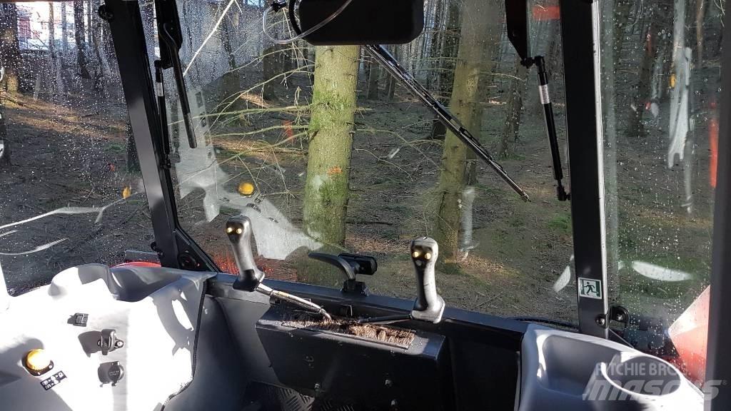 Kubota M 5-092 Трактори