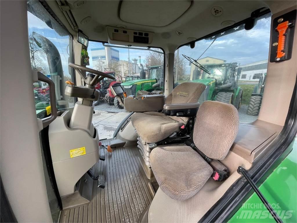 John Deere 7230 R Трактори