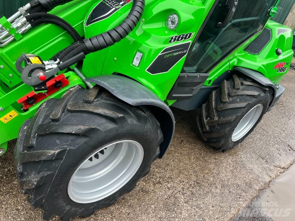 Avant 860 i Колесни товарачи