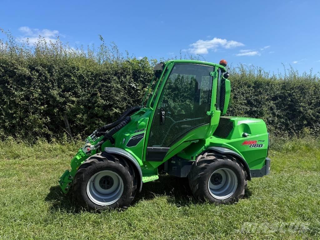 Avant 860 i Колесни товарачи