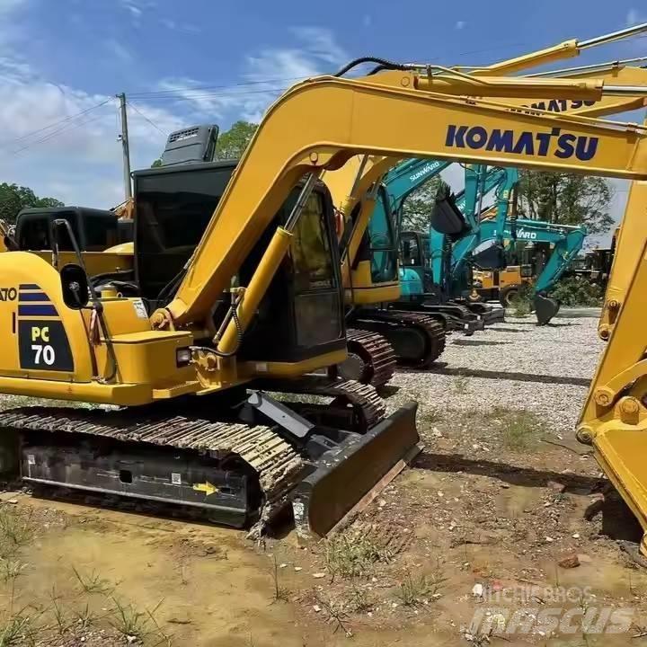 Komatsu PC70 Верижен екскаватор