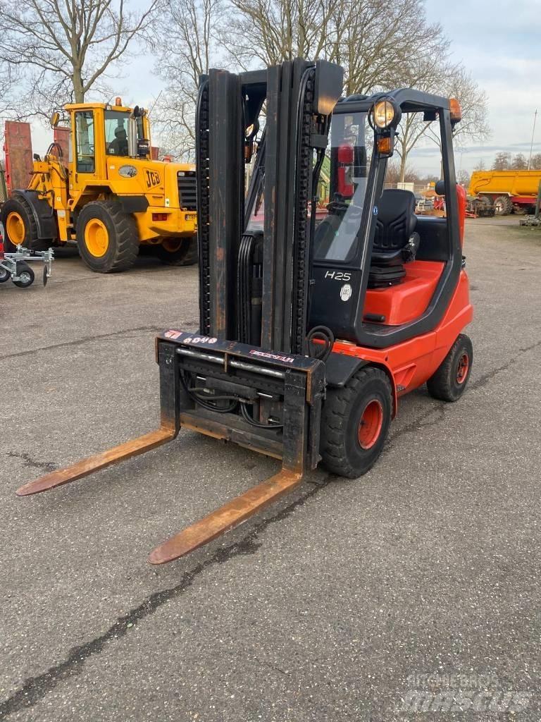 Linde H25T Камиони с АГУ