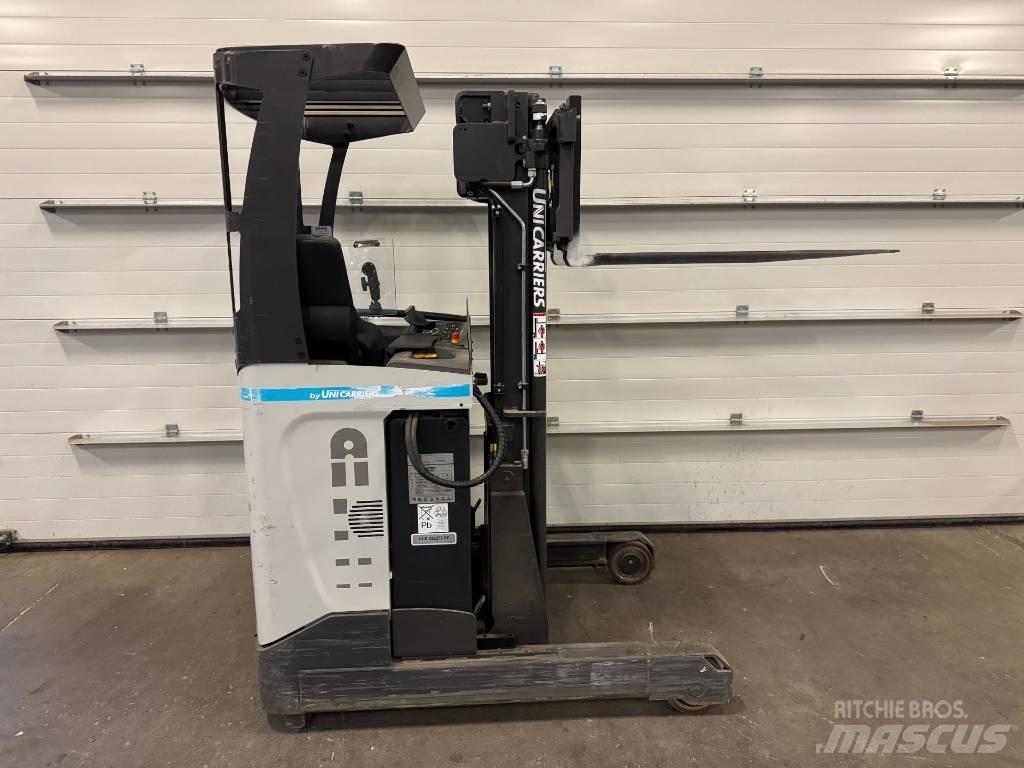 UniCarriers ULS 120 Ретрак/ Високоповдигач с изместване на вилката напред