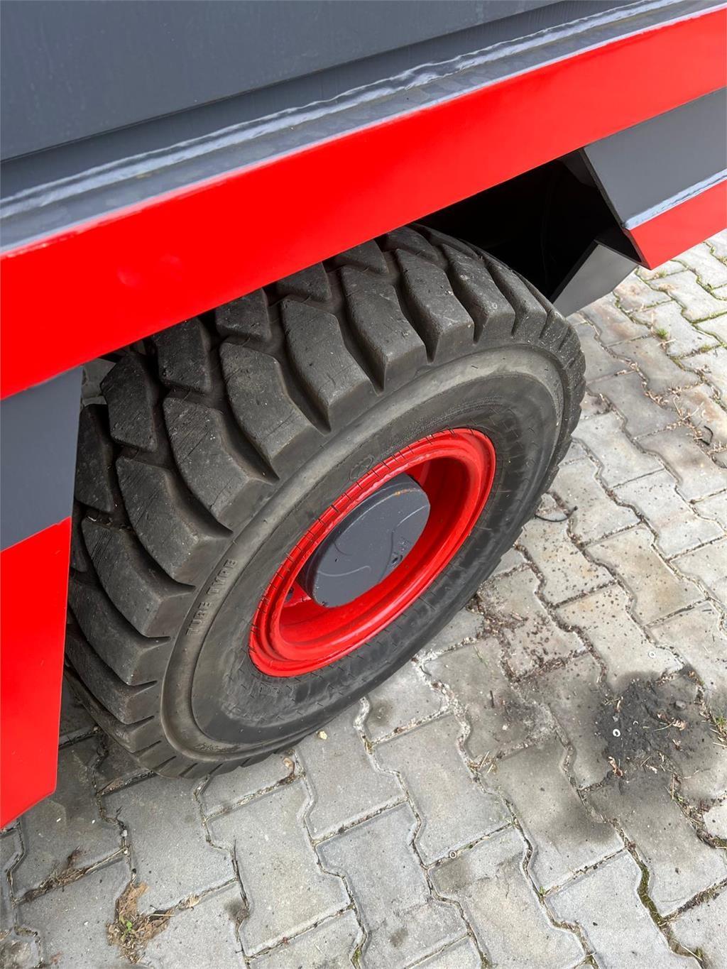 Linde S50D Страничен товарач